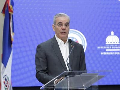 Abinader encabezará esta tarde reunión del Consejo de Seguridad Abinader encabezará esta tarde reunión del Consejo de Seguridad