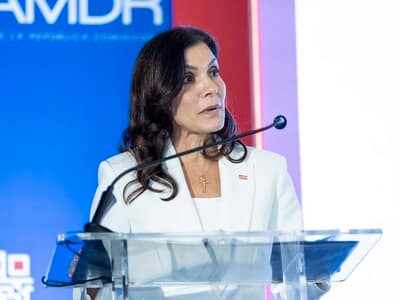 Embajadora de EE. UU. rechaza manipulación de procesos judiciales Embajadora de EE. UU. rechaza manipulación de procesos judiciales