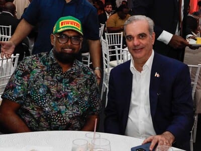 Luis Abinader llega a Guyana y se reunirá con Mohamed Irfaan Ali Luis Abinader llega a Guyana y se reunirá con Mohamed Irfaan Ali