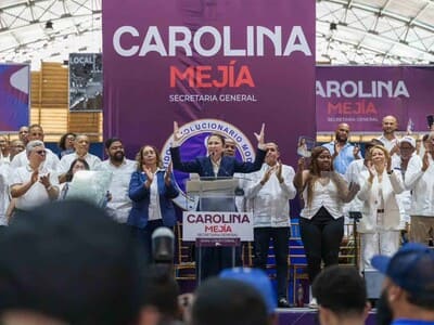 Carolina Mejía promete recompensar a quienes la apoyen Carolina Mejía promete recompensar a quienes la apoyen