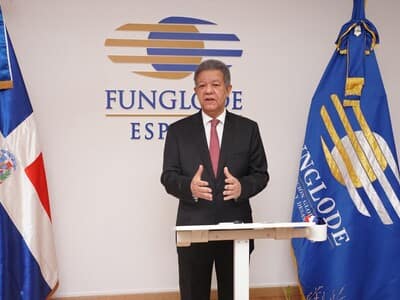 Leonel Fernández inicia agenda en España para fortalecer diálogo ibero Leonel Fernández inicia agenda en España para fortalecer diálogo ibero