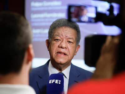 Leonel Fernández: «Las encuestas todavía no me mandan al retiro» Leonel Fernández: «Las encuestas todavía no me mandan al retiro»