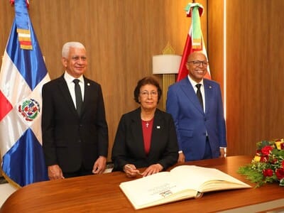 Surinam y RD buscan enfrentar vulnerabilidad climática Surinam y RD buscan enfrentar vulnerabilidad climática