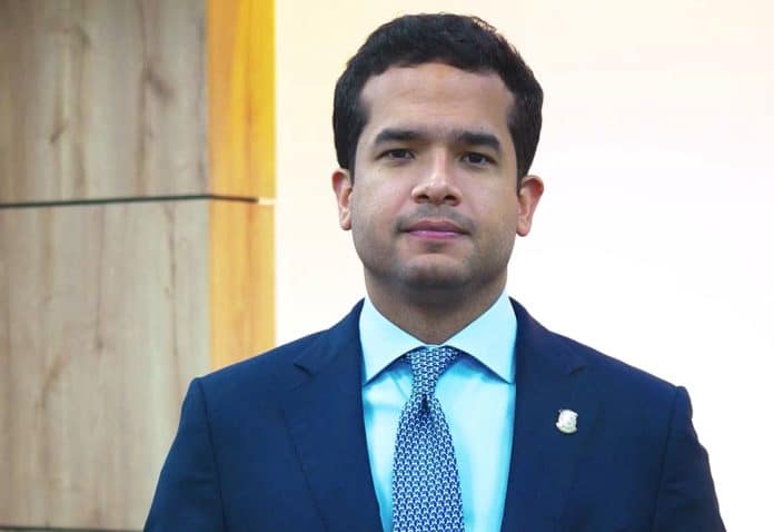 Omar Fernández asistirá a toma de posesión de Donald Trump Omar Fernández asistirá a toma de posesión de Donald Trump